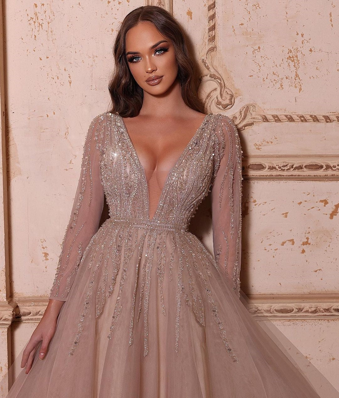 A-Line V-Neck Long Sleeves Tulle Crystal Sequined Beading Prom Dresses Sexy Evening Dresses