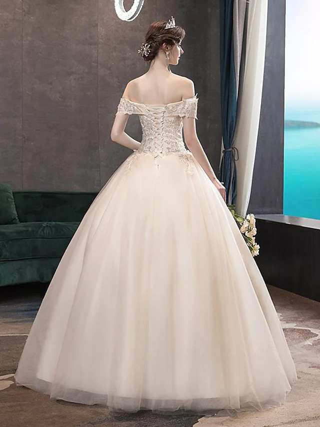 Princess Ball Gown Wedding Dresses Off Shoulder Floor Length Lace Tulle Sequined Short Sleeve Formal Romantic Luxurious Sparkle & Shine with Pleats