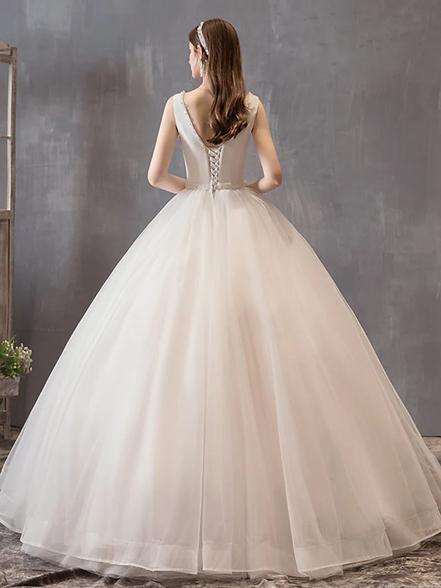 Princess Ball Gown Wedding Dresses V Neck Floor Length Satin Tulle Sleeveless Formal Luxurious with Bow(s)