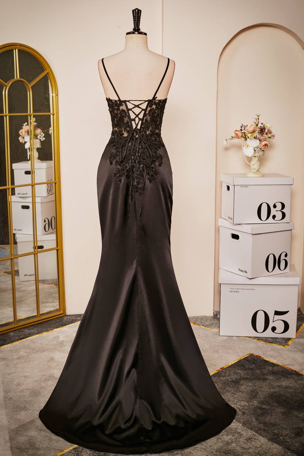 Black Mermaid Backless Lace Prom Dresses Floor-Length Evening Gowns Sexy