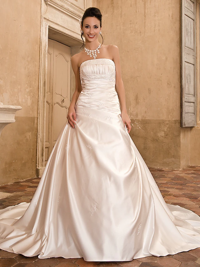 Princess A-Line Wedding Dresses Strapless Chapel Train Satin Sleeveless Long