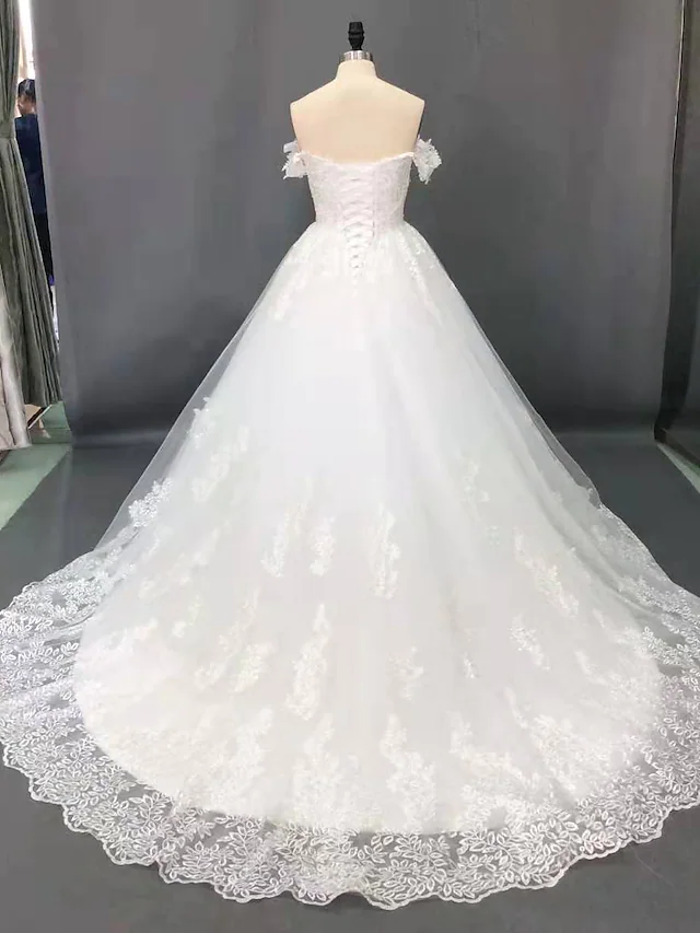Ball Gown Wedding Dresses Off Shoulder Court Train Lace Short Sleeve Formal Sparkle & Shine