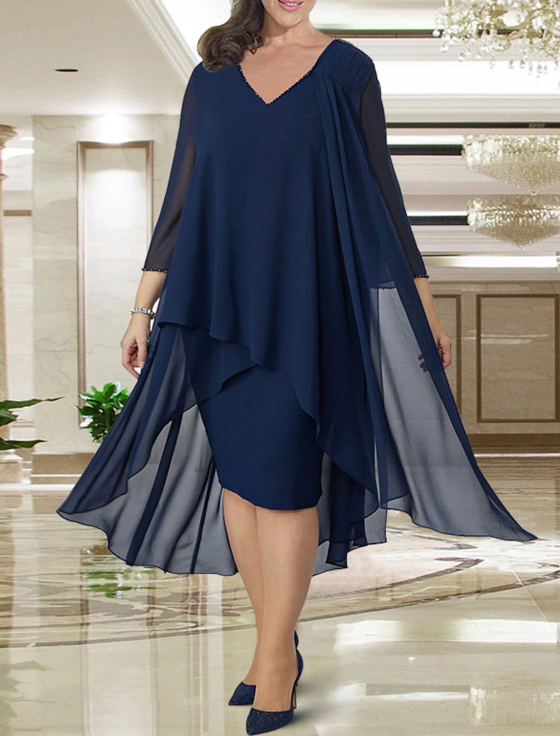 Sheath / Column Mother of the Bride Dress Plus Size Elegant V Neck Knee Length Chiffon 3/4 Length Sleeve with Beading