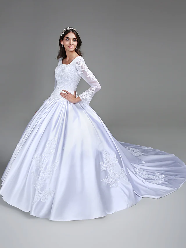 Ball Gown Wedding Dresses Scoop Neck Satin Long Sleeve Simple Vintage See-Through with Beading