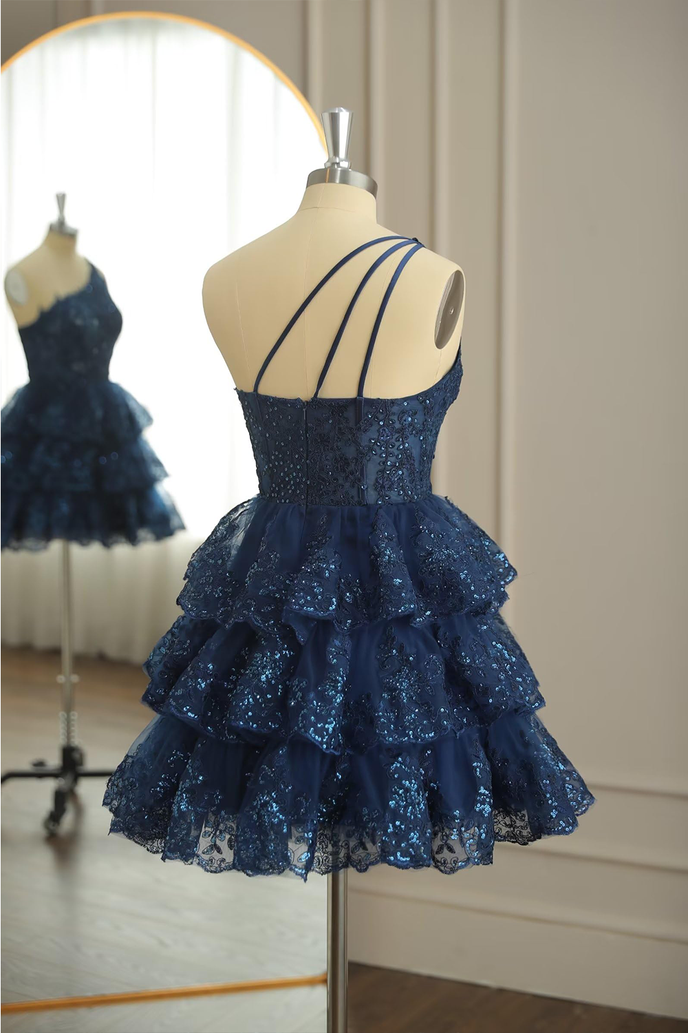 Gorgeous One Shoulder Sequin Prom Dresses Layers Short Homecoming Dresses Sparkly