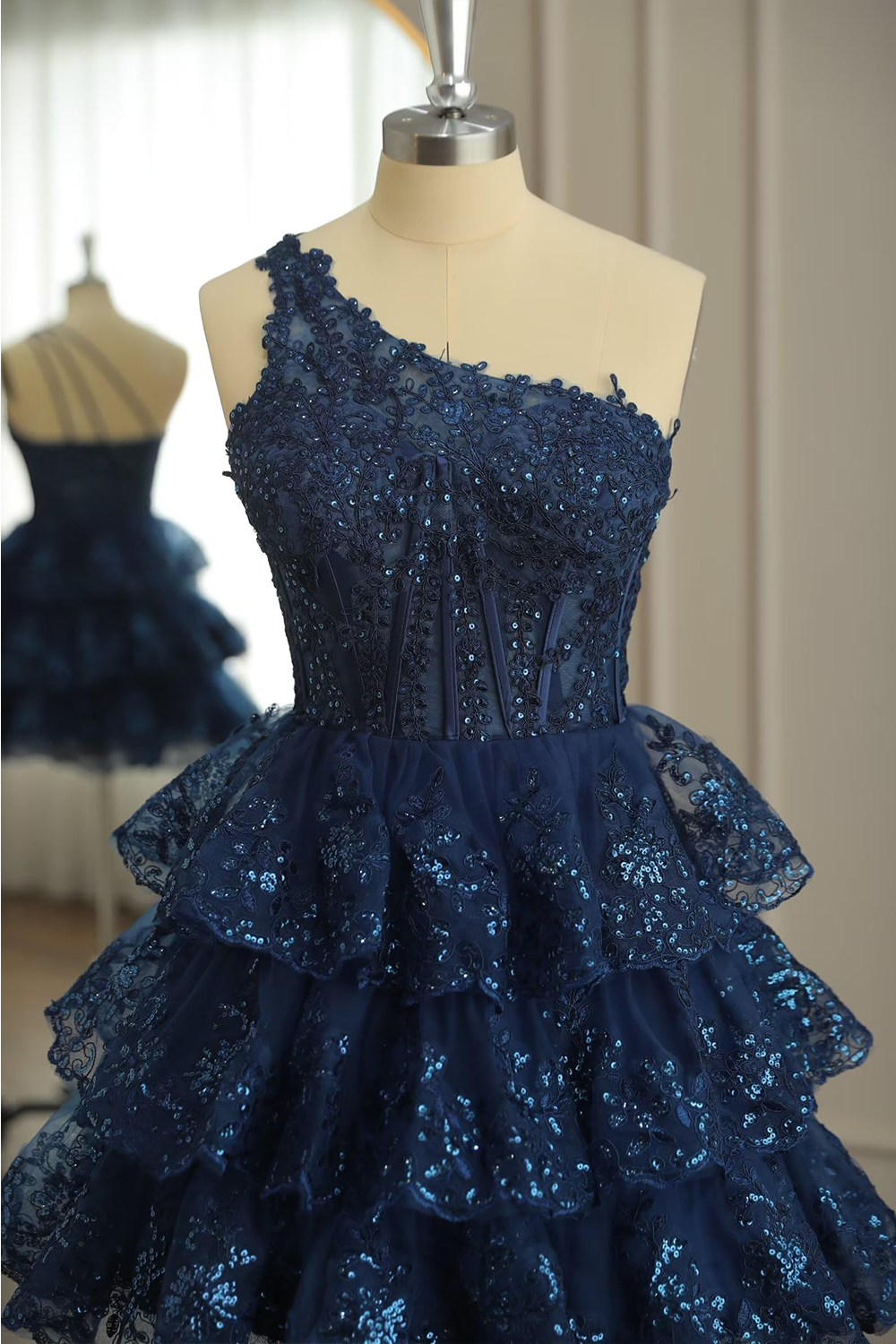 Gorgeous One Shoulder Sequin Prom Dresses Layers Short Homecoming Dresses Sparkly