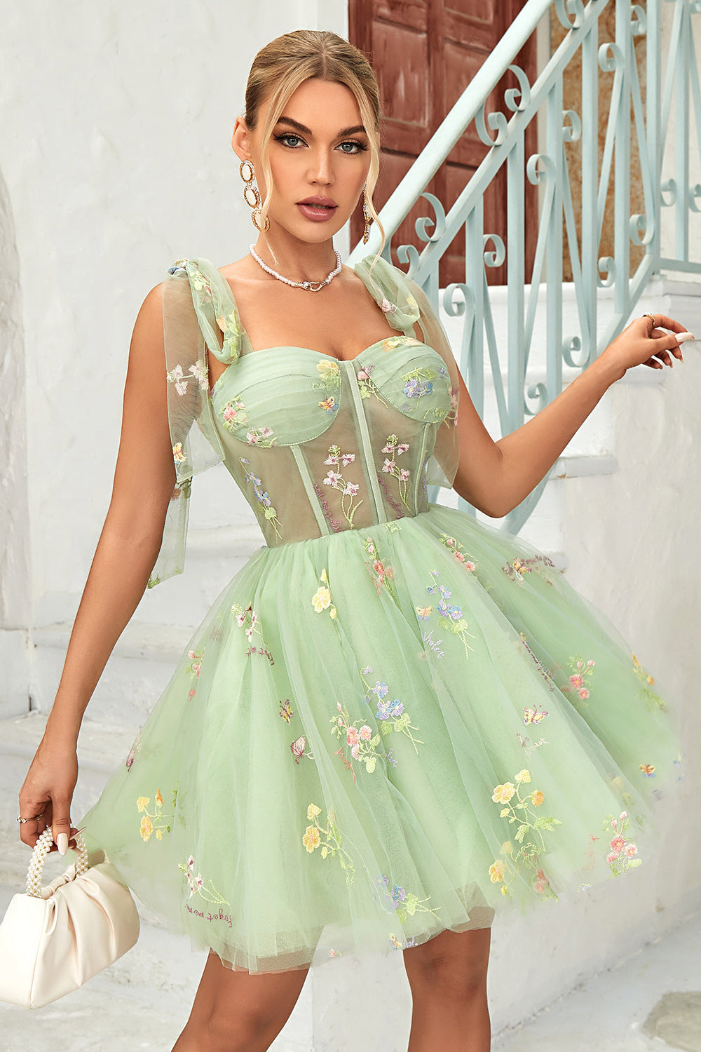 Cute Blue A Line Spaghetti Straps Short Homecoming Dress with Appliques Beautiful Graduation Dress