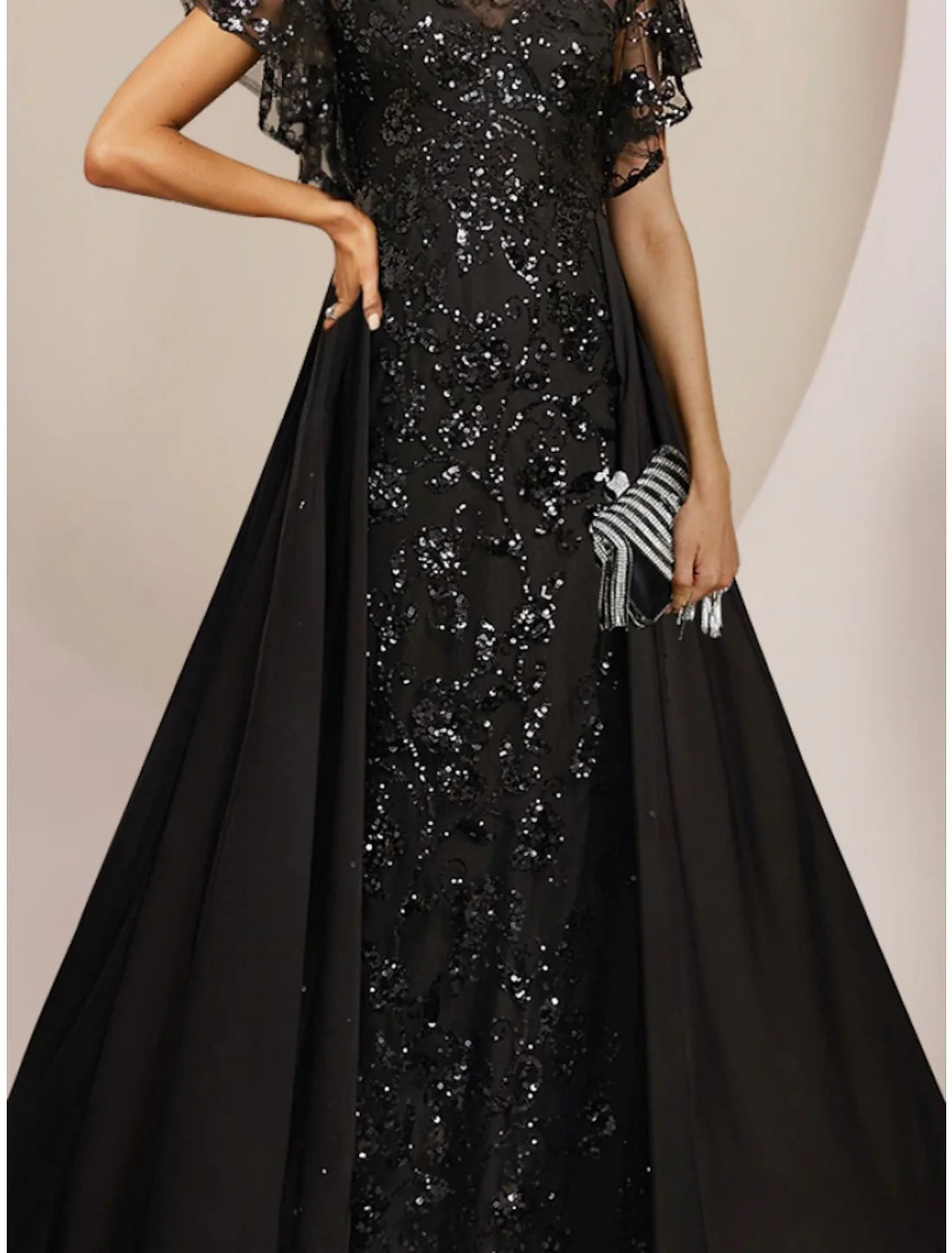 A-Line Mother of the Bride Dress Wedding Guest Elegant Scoop Neck Floor Length Chiffon Lace Sequined Short Sleeve with Sequin Ruching Sparkly