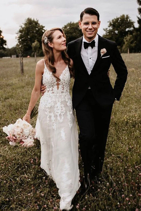 Charming A Line V Neck Tulle Wedding Dresses with Appliques Beautiful