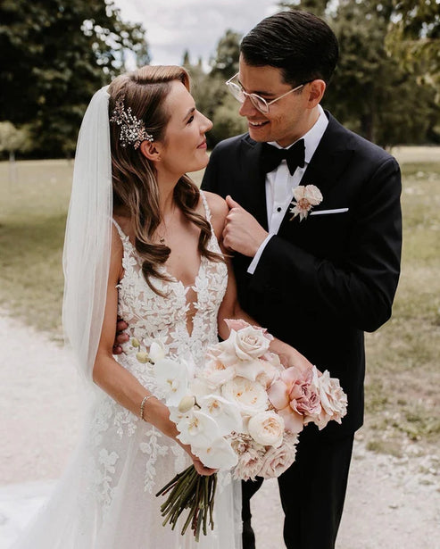 Charming A Line V Neck Tulle Wedding Dresses with Appliques Beautiful