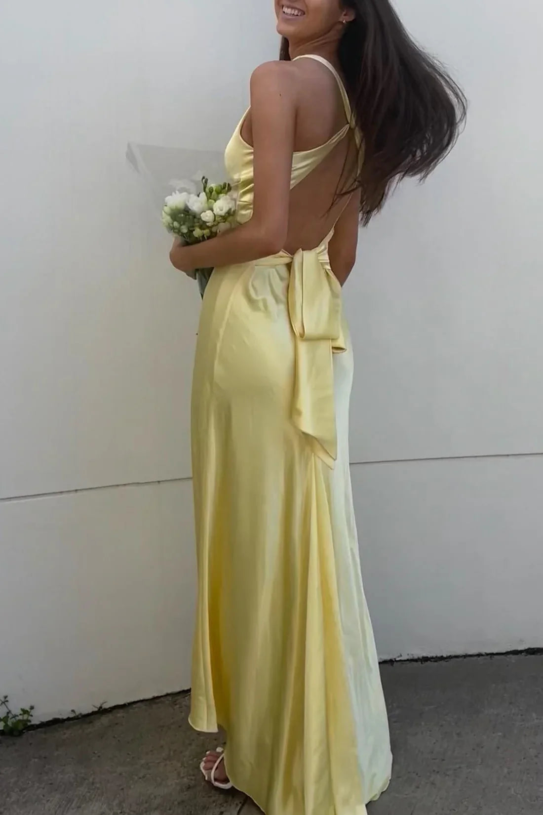Xiaopinwu Elegant V Neck Halter Vintage Prom Dress Sexy Party Dress Yellow Evening Formal Dress