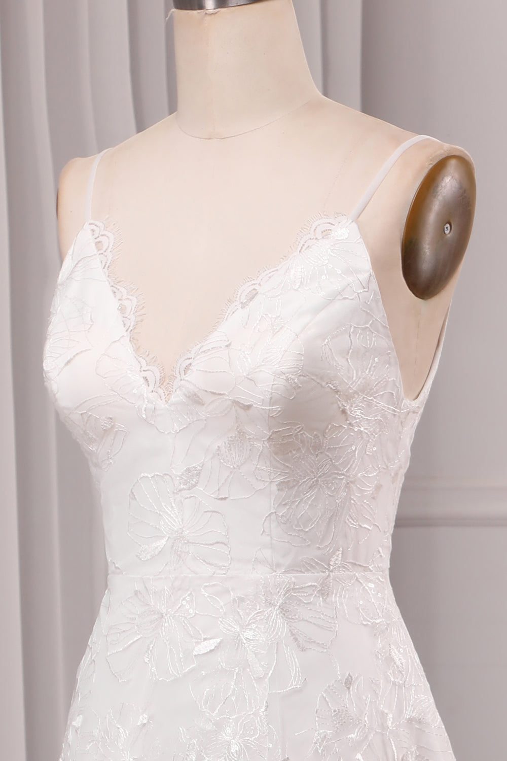 Ivory A Line Spaghetti Straps Lace Chapel Train Sparkly Bridal Dresses With Slit V-neck