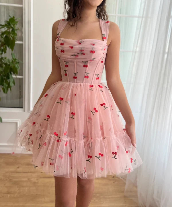 A-line Cherry Lace Appliques Prom Dresses for Women Tulle Wedding Dress lovely Short Homecoming Dress