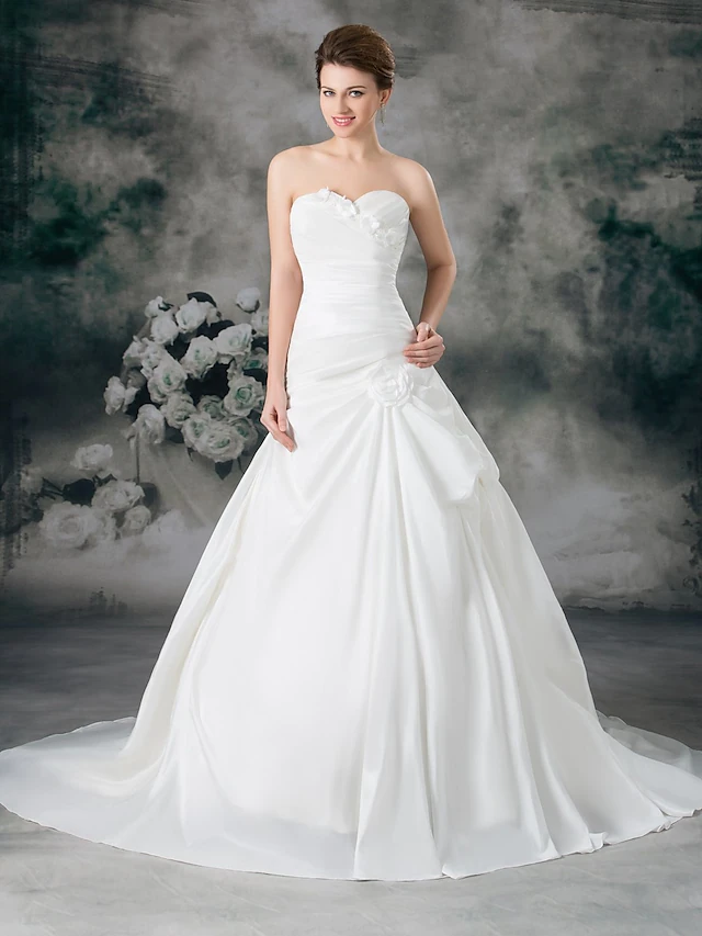 A-Line Wedding Dresses Sweetheart Neckline Court Train Satin Taffeta Strapless with Ruched