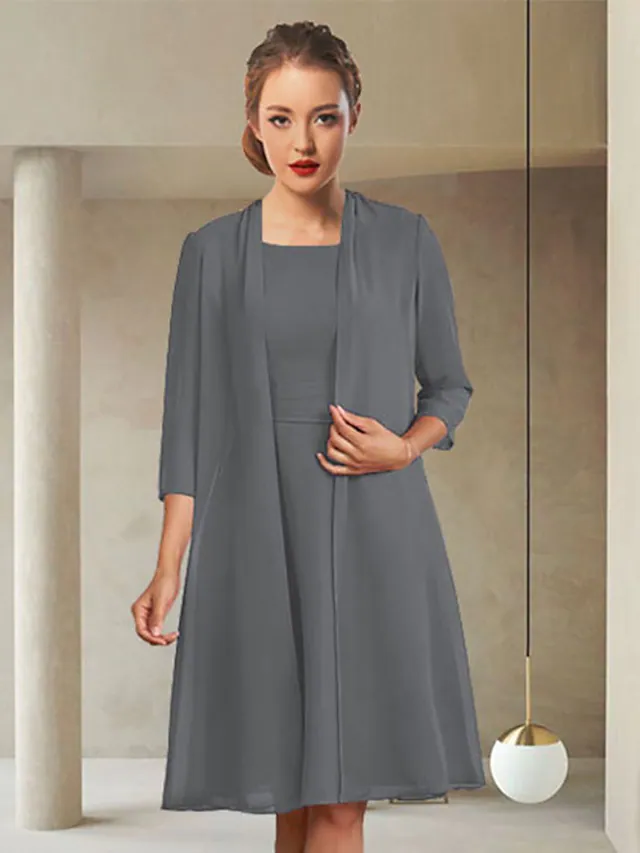 Mother of the Bride Dress Elegant Jewel Neck Knee Length Chiffon Length Sleeve with Ruching Pure Color