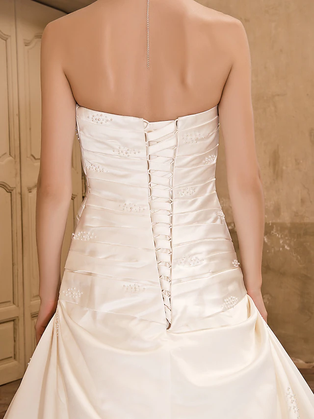 Princess A-Line Wedding Dresses Strapless Chapel Train Satin Sleeveless Long