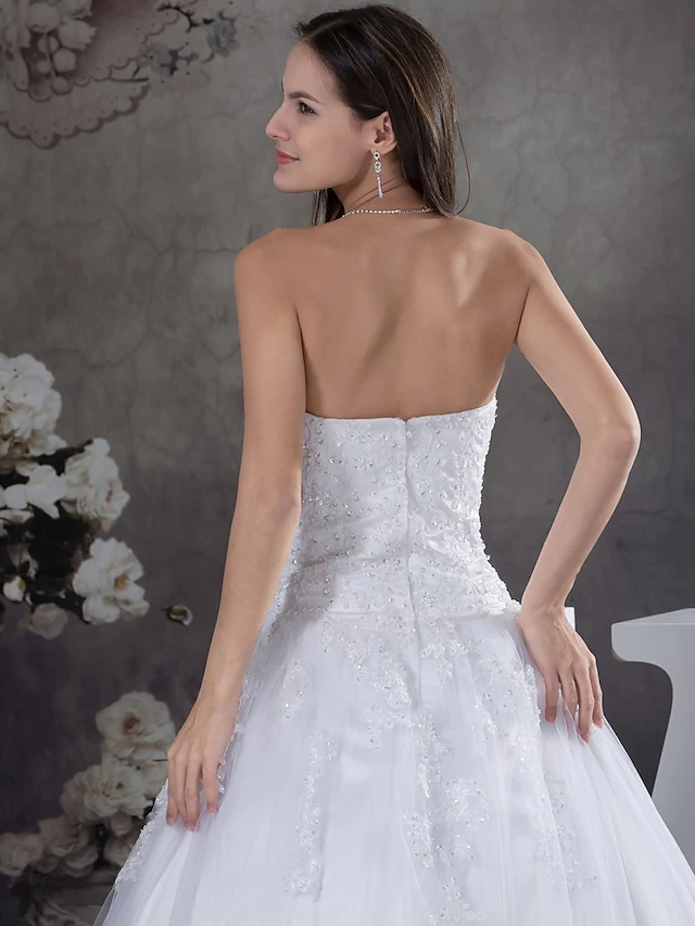 A-Line Wedding Dresses Strapless Court Train Lace Tulle Strapless with Beading