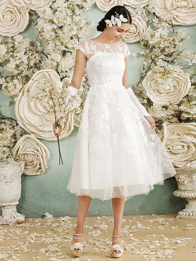 A-Line Wedding Dresses Halter Neck Floor Length Chiffon Sleeveless See-Through with Sequin Criss-Cross Beautiful
