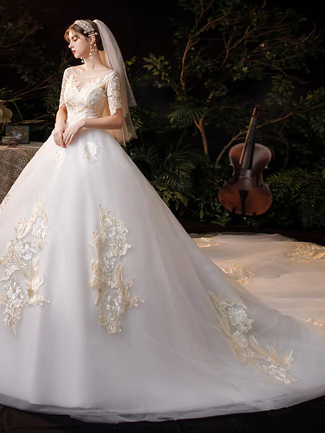 Princess Ball Gown Wedding Dresses Jewel Neck Chapel Train Lace Tulle Short Sleeve Formal Luxurious