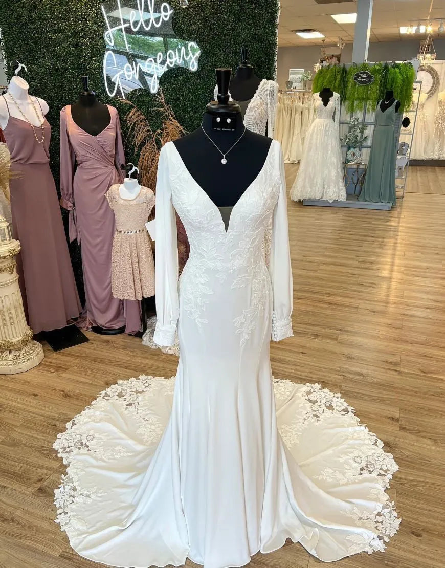 Mermaid V Neck Train Long Sleeves Wedding Dress With Appliques Sexy