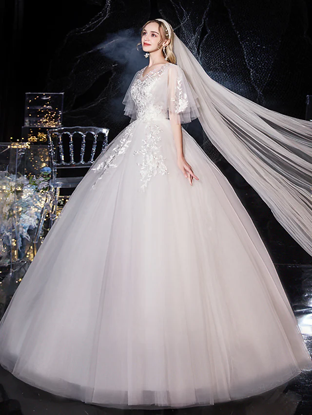 Princess Ball Gown Wedding Dresses V Neck Floor Length Lace Tulle Half Sleeve Formal Romantic