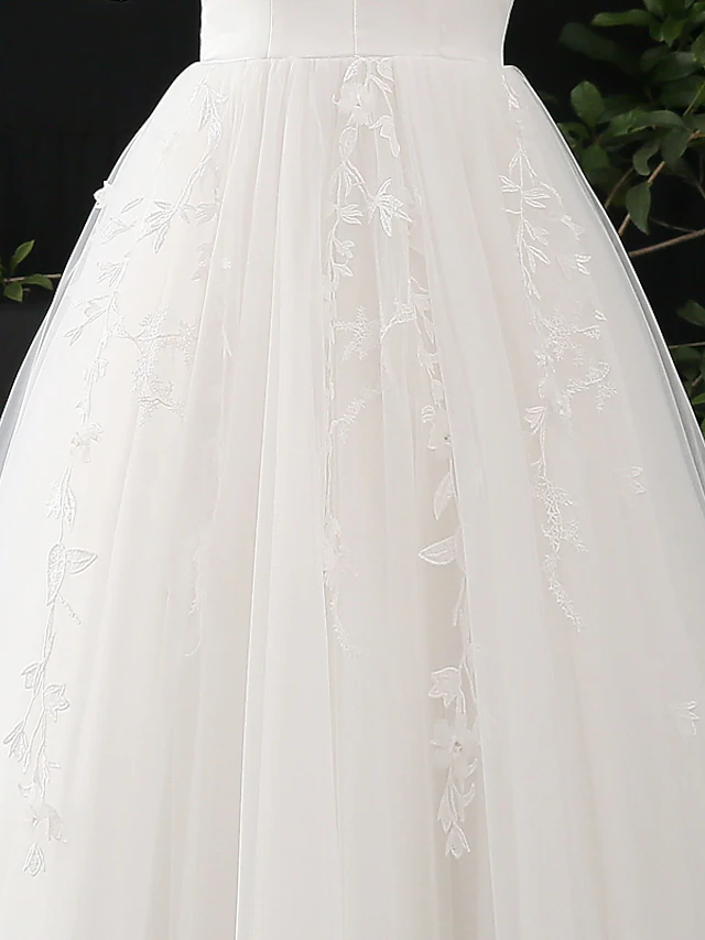 A-Line Wedding Dresses V Neck Court Train Satin Tulle Half Sleeve Simple Elegant with Appliques Beautiful