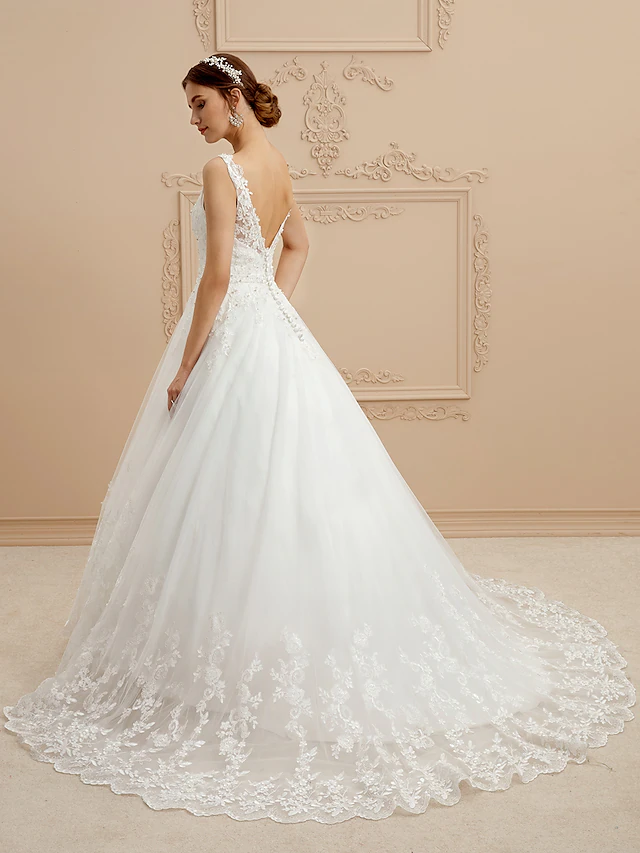 Ball Gown Wedding Dresses V Neck Court Train Tulle Beaded Lace Lace Over Tulle Spaghetti Strap Glamorous Illusion Detail Backless with Beading