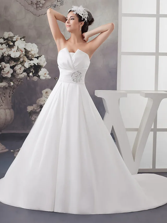 A-Line Wedding Dresses Strapless Chapel Train Satin Strapless with Ruched Beading