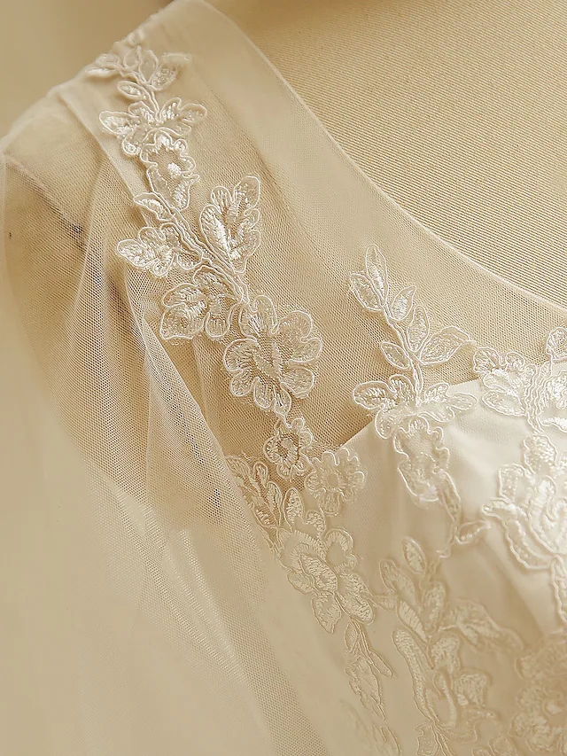 A-Line Wedding Dresses V Neck Court Train Satin Tulle Half Sleeve Formal Plus Size with Appliques Ivory