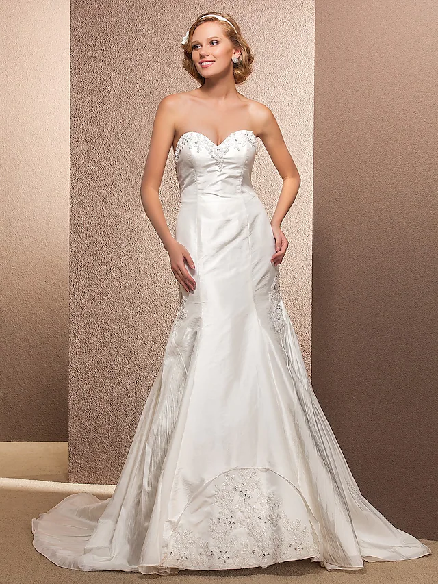 Long Wedding Dresses Sweetheart Neckline Court Train Taffeta Sleeveless