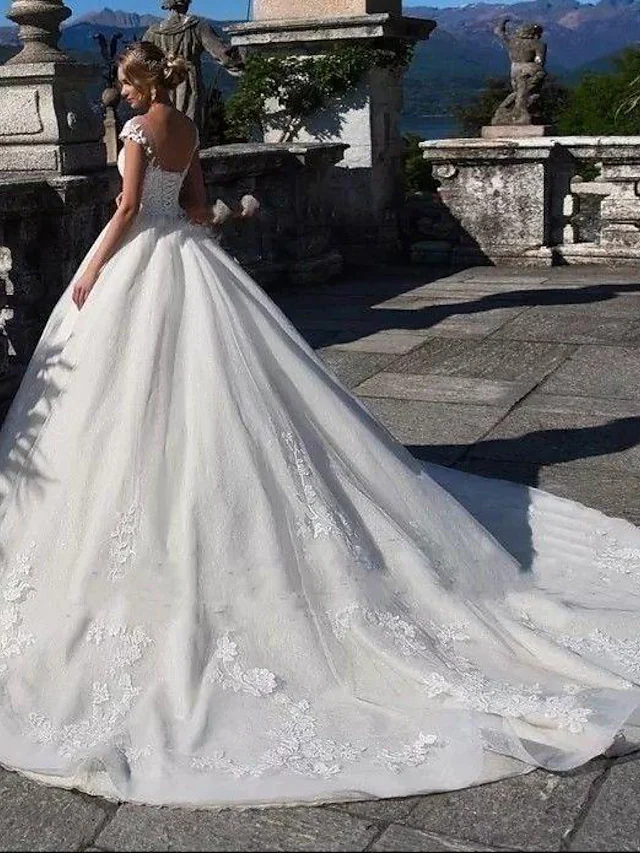 Ball Gown Wedding Dresses Jewel Neck Chapel Train Lace Tulle Lace Over Satin Cap Sleeve Glamorous Illusion Detail
