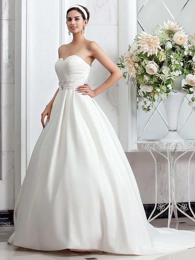 Princess A-Line Wedding Dresses Sweetheart Neckline Satin Sleeveless with Sash Ribbon Ruched