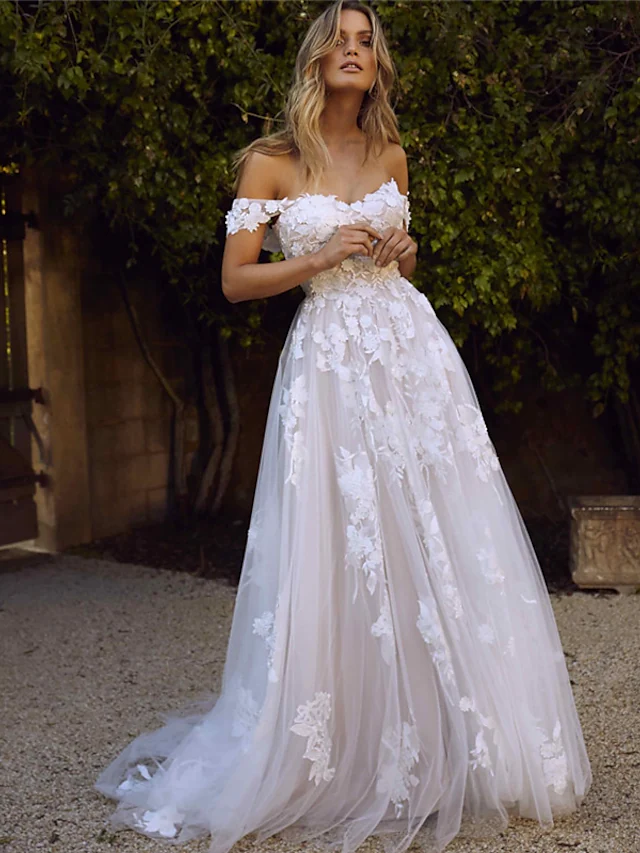 A-Line Wedding Dresses Sweetheart Neckline Court Train Lace Tulle Cap Sleeve Glamorous Backless