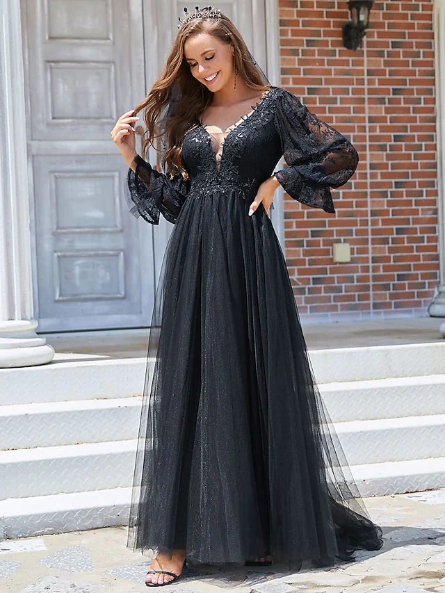 A-Line Wedding Dresses V Neck Floor Length Lace Tulle Long Sleeve Romantic Sexy Black with Pleats