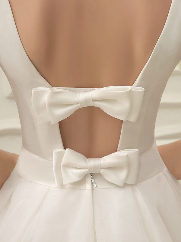 A-Line/Princess Scoop Knee-Length Wedding Dress Pure Color Graduation Dress Simple Party Dress