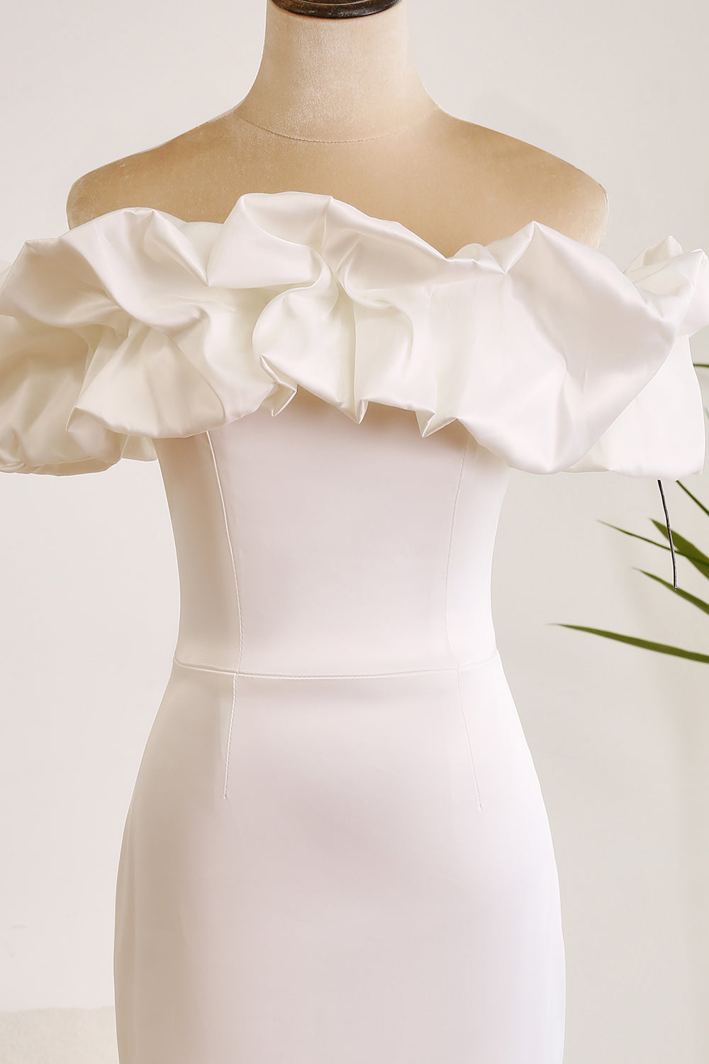 Classy Off The Shoulder Meringue Ruffle Bodycon White Short Graduation Dress Pure Color