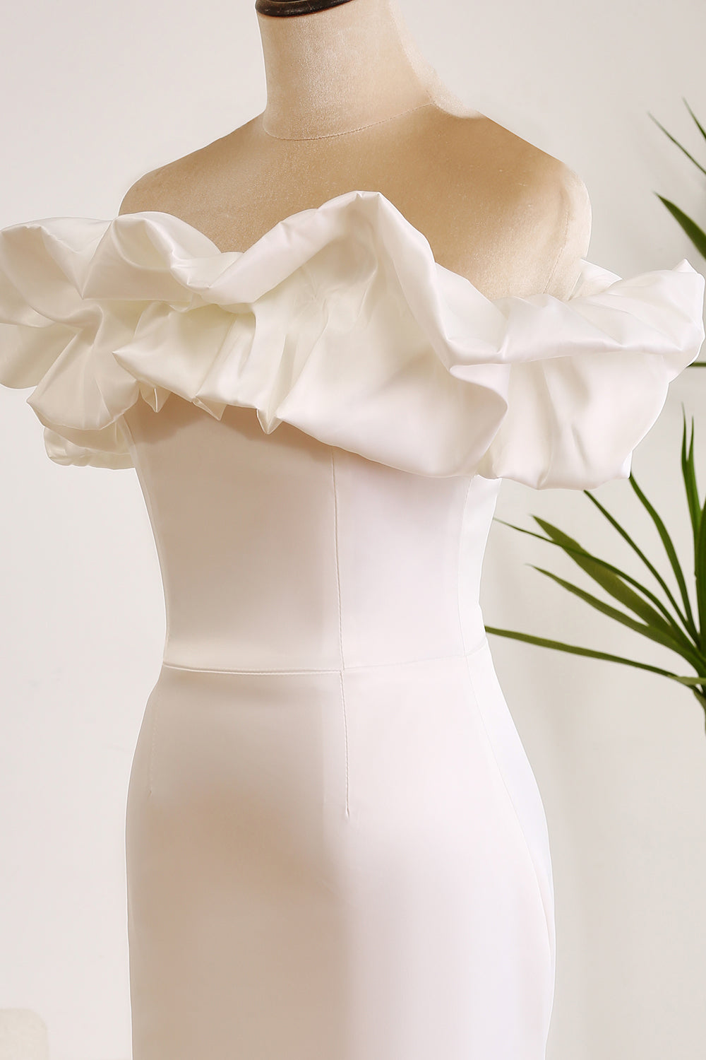 Classy Off The Shoulder Meringue Ruffle Bodycon White Short Graduation Dress Pure Color