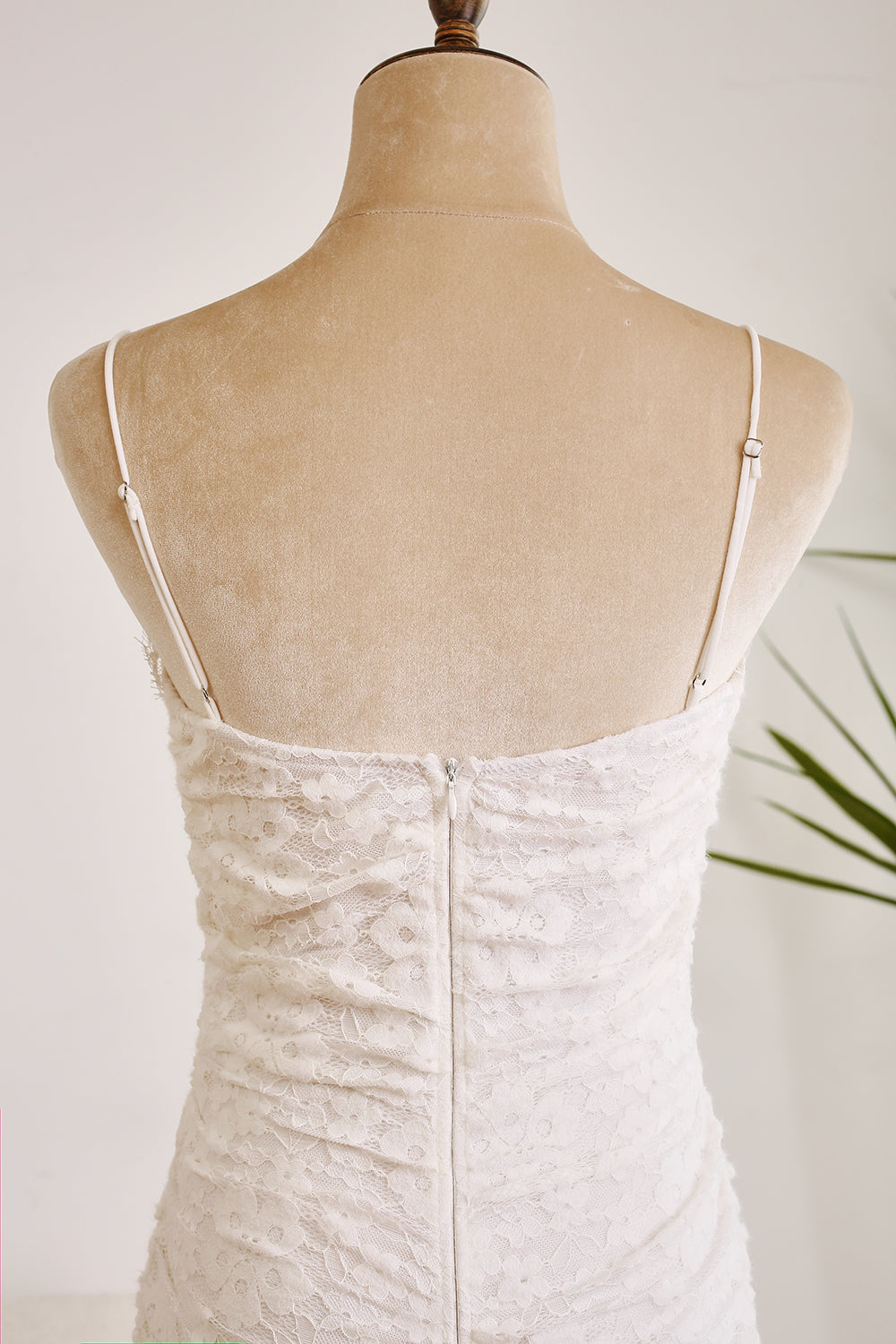 Classy Bodycon Lace Suspender Backless Pleated White Short Graduation Dress Sexy