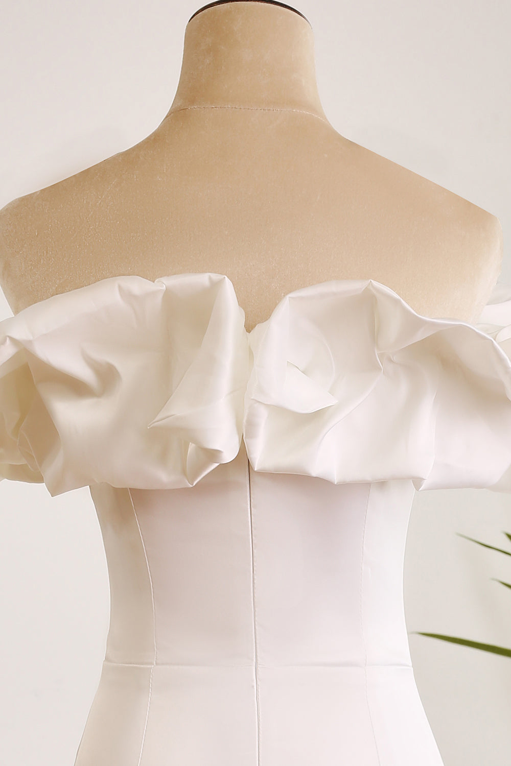 Classy Off The Shoulder Meringue Ruffle Bodycon White Short Graduation Dress Pure Color
