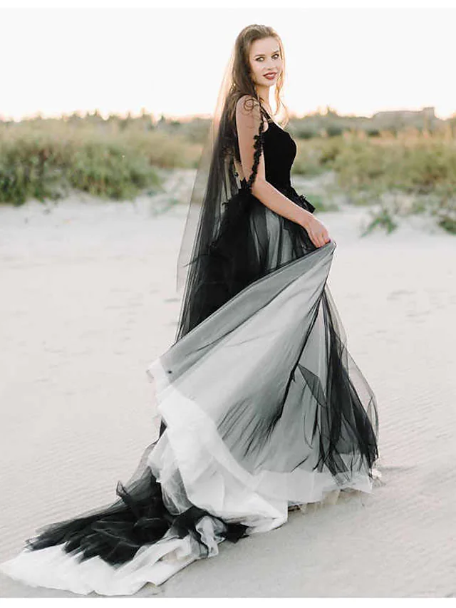 A-Line Wedding Dresses Scoop Neck Court Train Lace Tulle Regular Straps Black Modern with Appliques Long