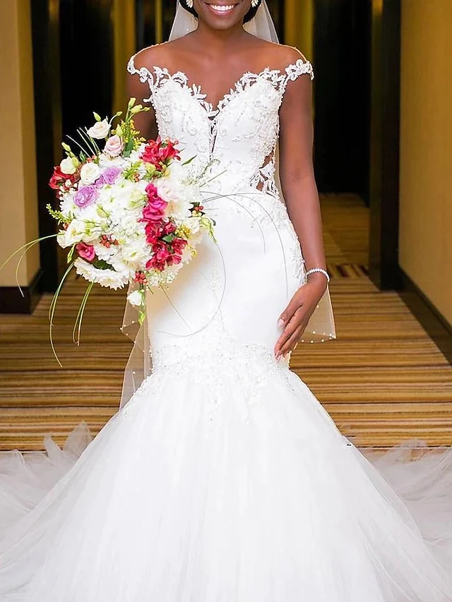 Wedding Dresses V Neck Chapel Train Lace Tulle Lace Over Satin Regular Straps Sexy Backless