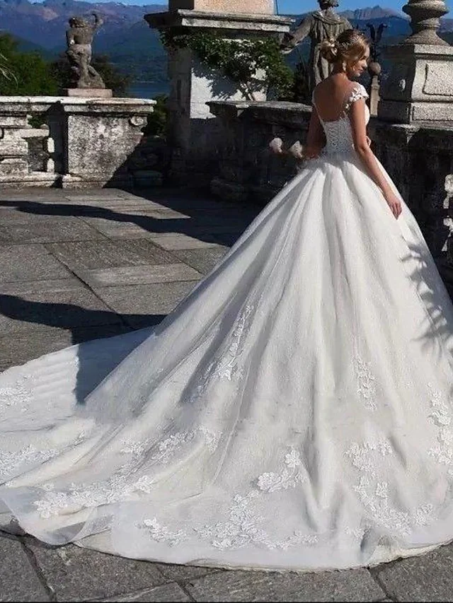 Ball Gown Wedding Dresses Jewel Neck Chapel Train Lace Tulle Lace Over Satin Cap Sleeve Glamorous Illusion Detail
