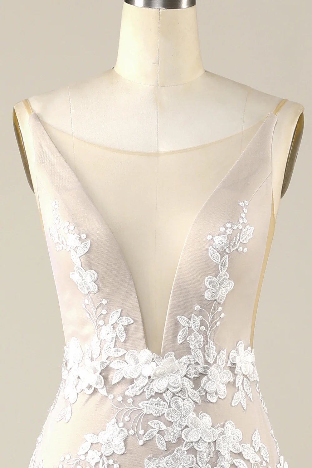 Tulle Backless Wedding Dress with Appliques Sexy
