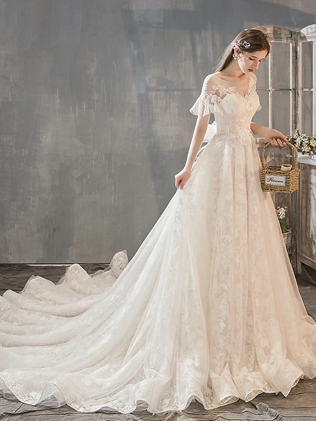 Princess A-Line Wedding Dresses Jewel Neck Court Train Lace Tulle Short Sleeve Romantic with Bow(s) Beading