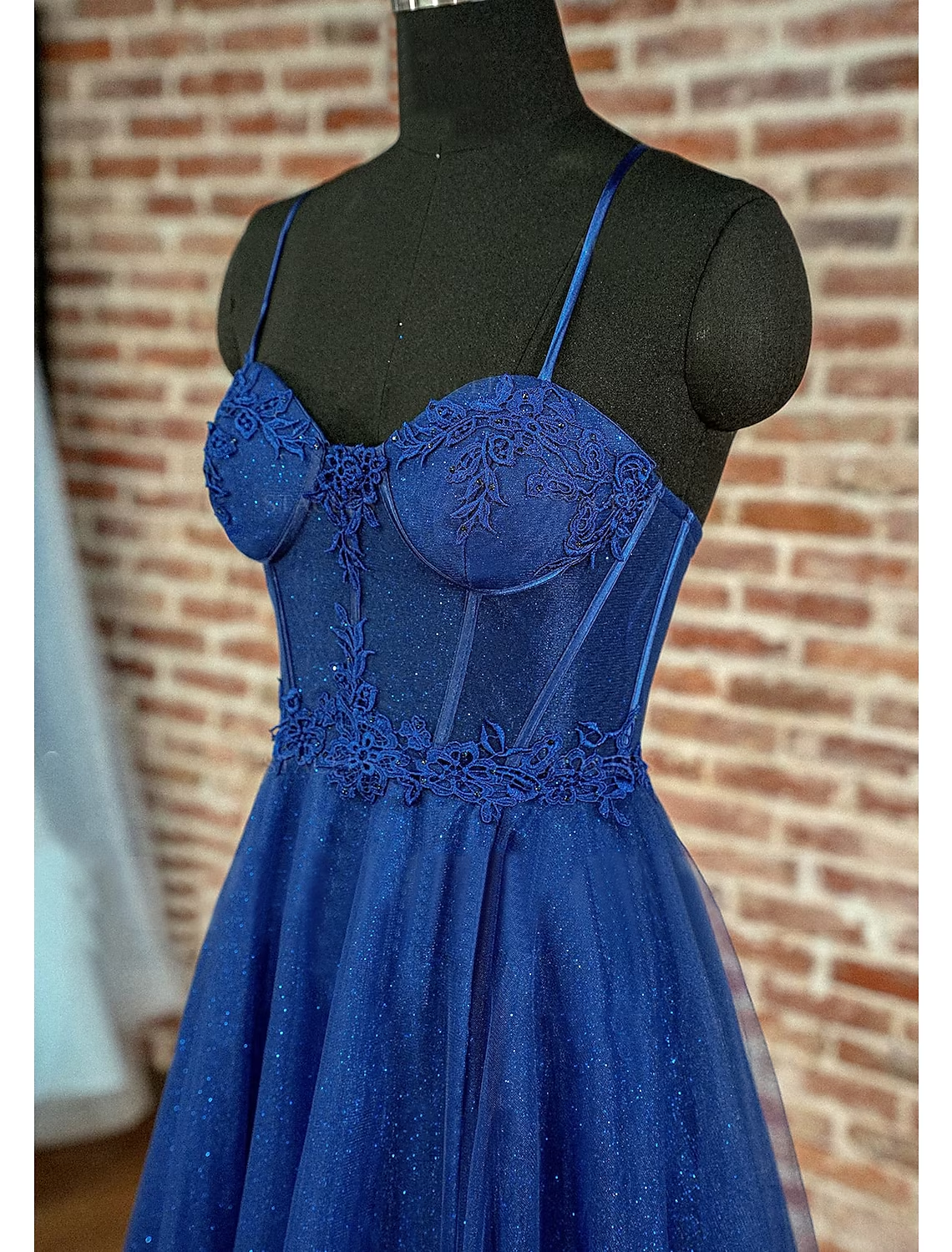 A-Line Prom Dresses Sparkle & Shine Dress Prom Floor Length Sleeveless Sweetheart Tulle Backless with Pleats