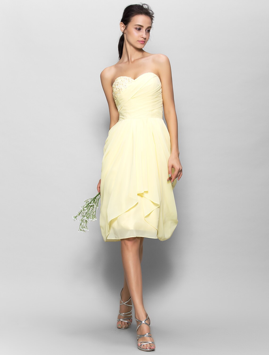 A-Line Sweetheart Neckline Knee Length Chiffon Bridesmaid Dress with Appliques Draping