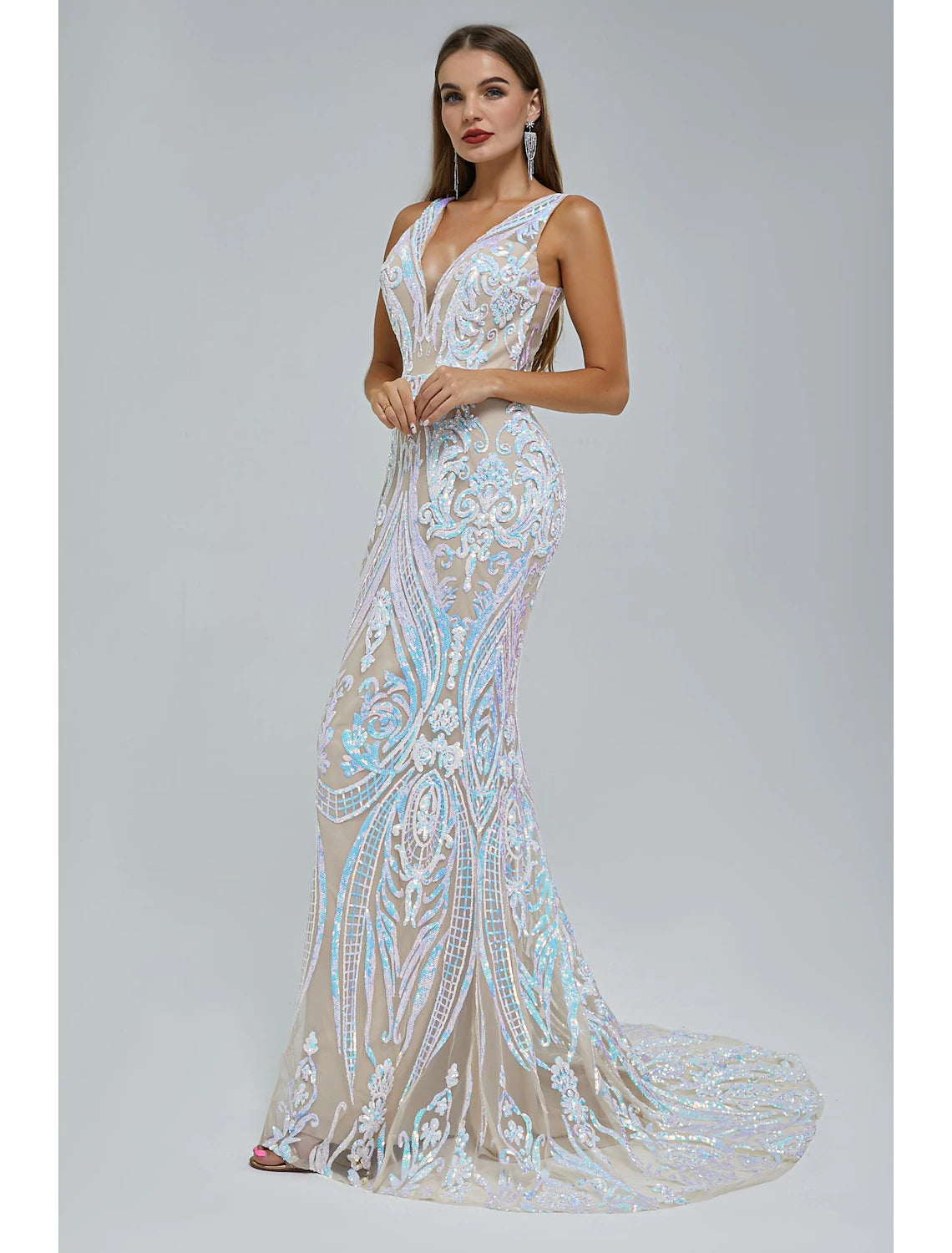 Mermaid / Trumpet Evening Gown Sparkle & Shine Dress Wedding Guest Engagement Court Train Sleeveless V Neck Sequined