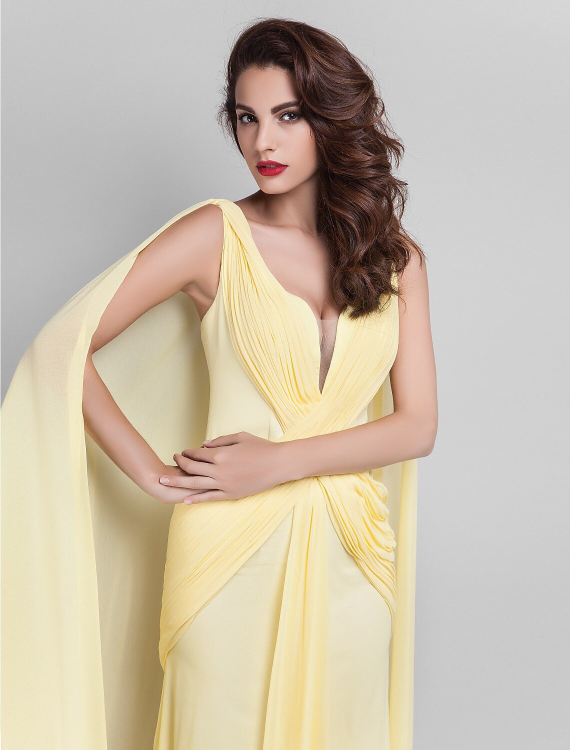 Sheath / Column Elegant Dress Wedding Guest Court Train Sleeveless Plunging Neck Georgette V Back with Criss Cross Side