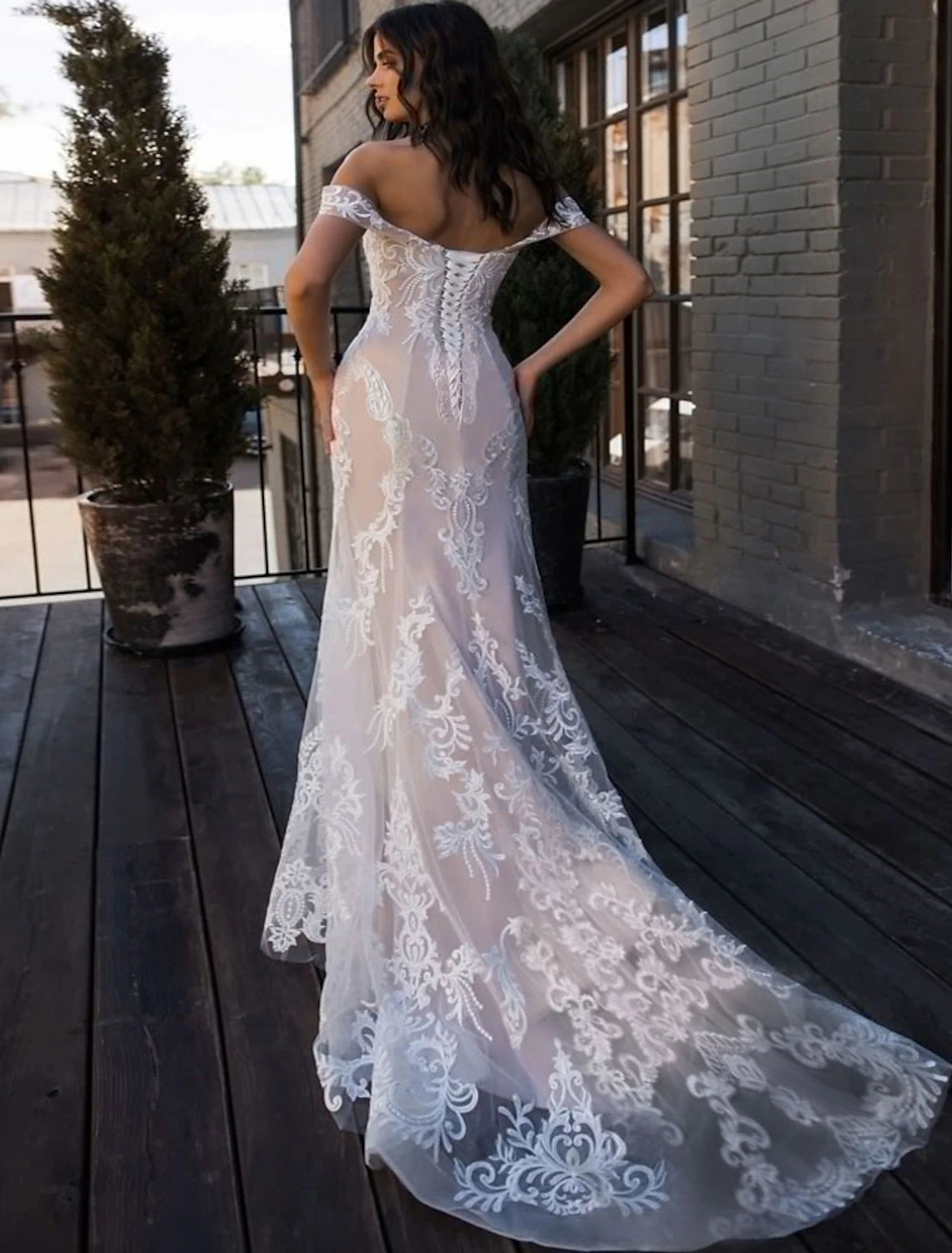 Beach Boho Wedding Dresses Mermaid / Trumpet Off Shoulder Cap Sleeve Court Train Lace Bridal Gowns