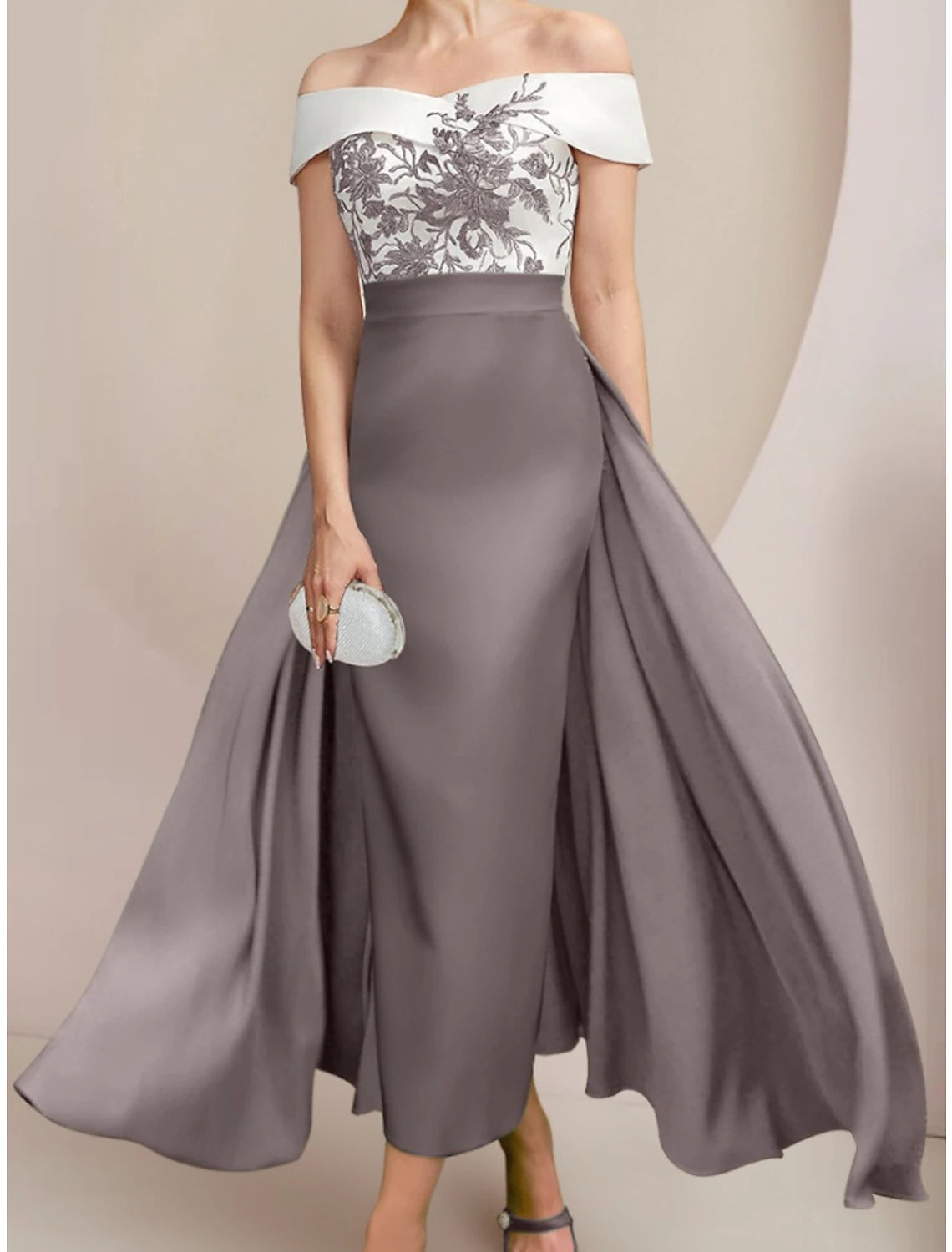 A-Line Mother of the Bride Dress Wedding Guest Elegant Off Shoulder Ankle Length Stretch Fabric Short Sleeve with Appliques